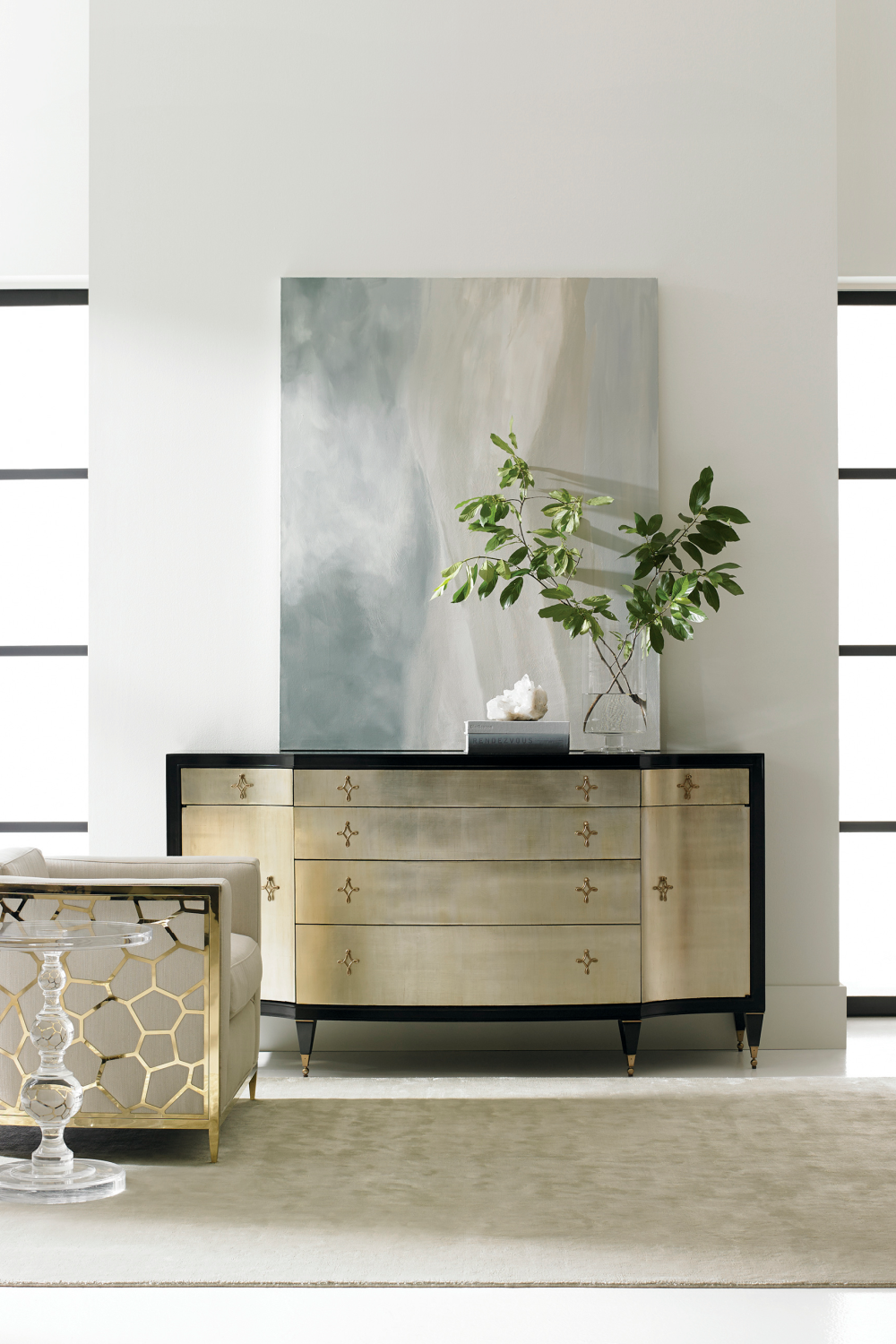 Off-White Linen Accent Chair | Caracole Ice Breaker | Caracole.eu.com