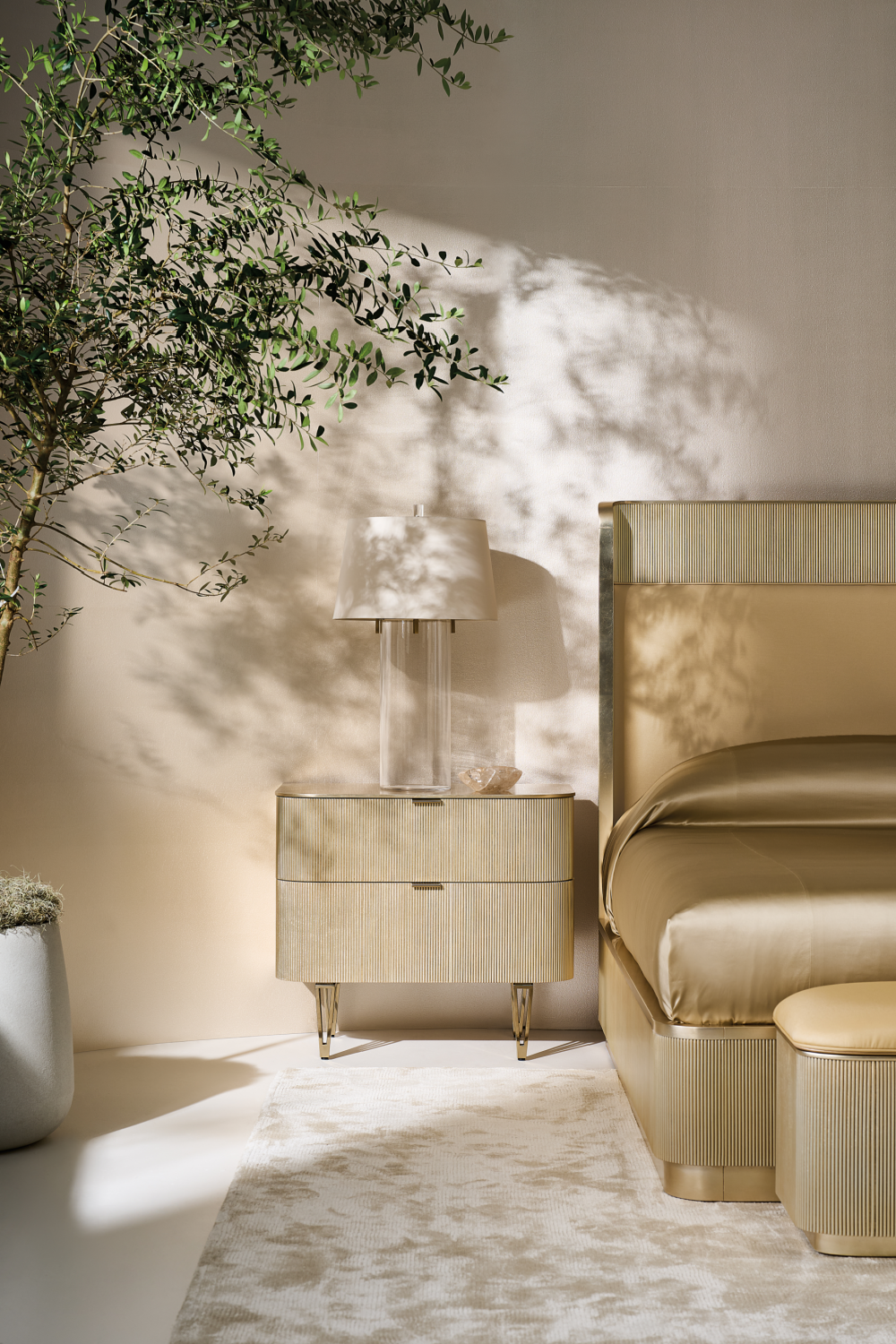 Gold Trim Reeded Queen Bed | Caracole Faill In Love