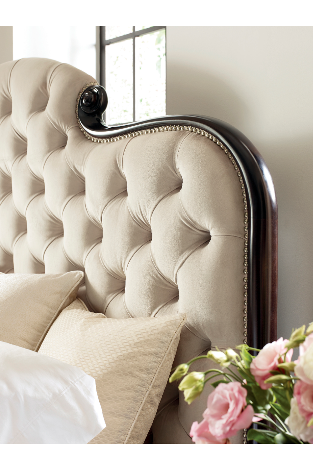 Cream Tufted Silk California King Bed | Caracole Everly | Caracole.eu.com
