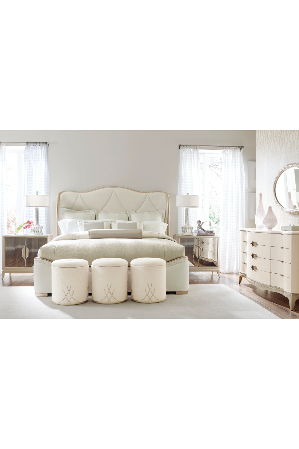 Cream Velvet Tufted Bed | Caracole Adela | Caracole.eu.com