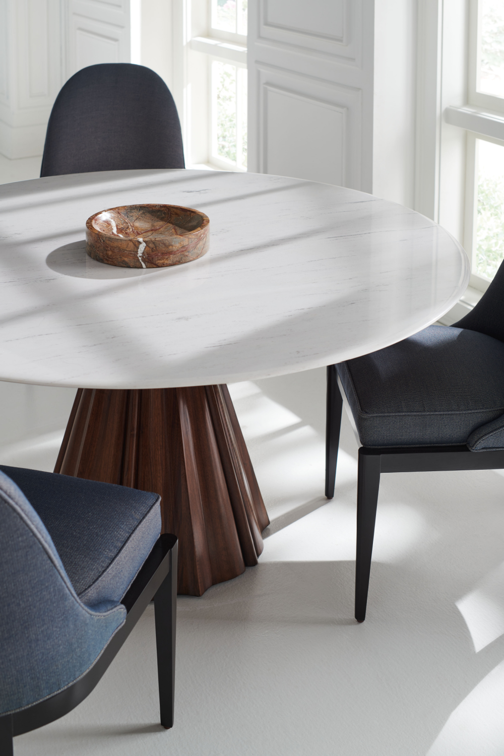 White Marble Dining Table | Caracole All Natural | Caracole.eu.com