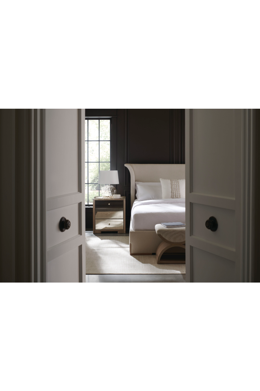Light Gray Modern Bed | Caracole Beauty Sleep | Caracole.eu.com