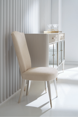Glass Door Modern Sideboard | Caracole Love Interest | Caracole.eu.com