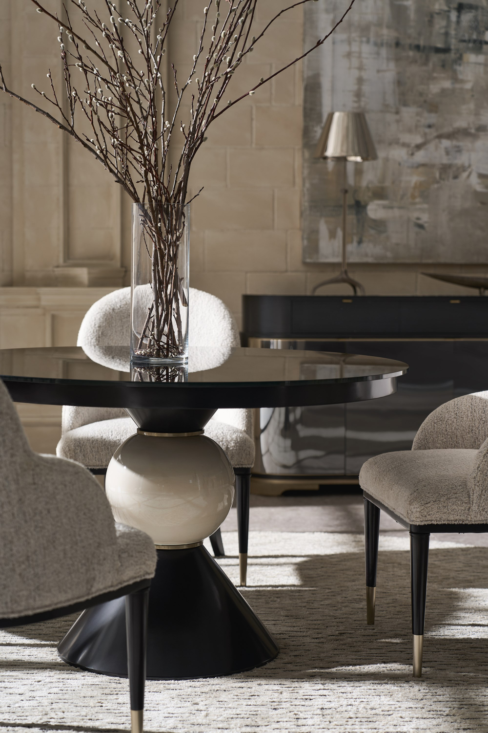 Black Glass Dining Table | Caracole Chalice | Caracole.eu.com