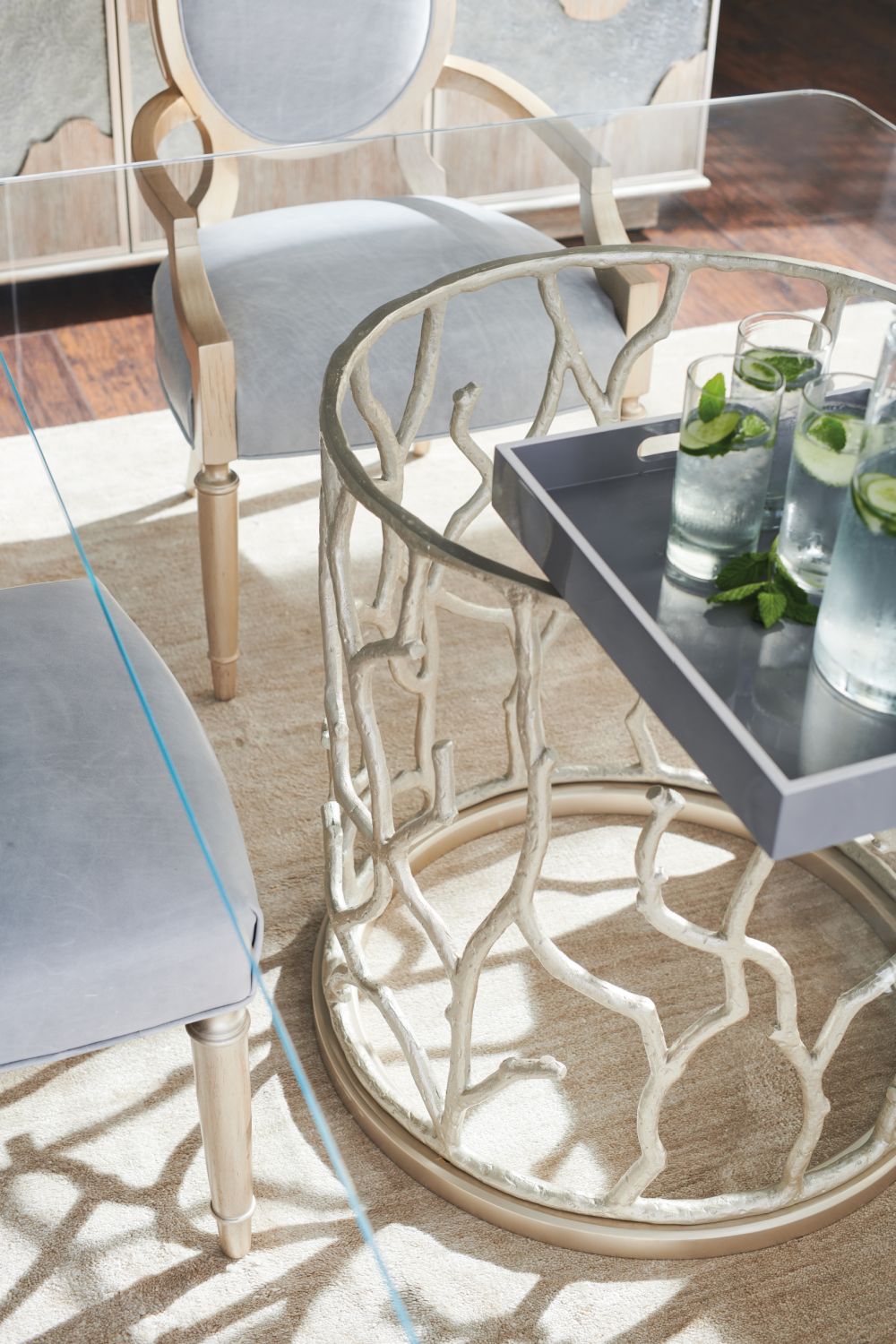 Rectangular Glass Modern Dining Table | Caracole Around The Reef | Caracole.eu.com