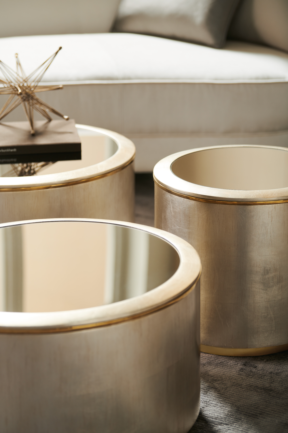 Gold Round Coffee Table | Caracole Circle In Time | Caracole.eu.com