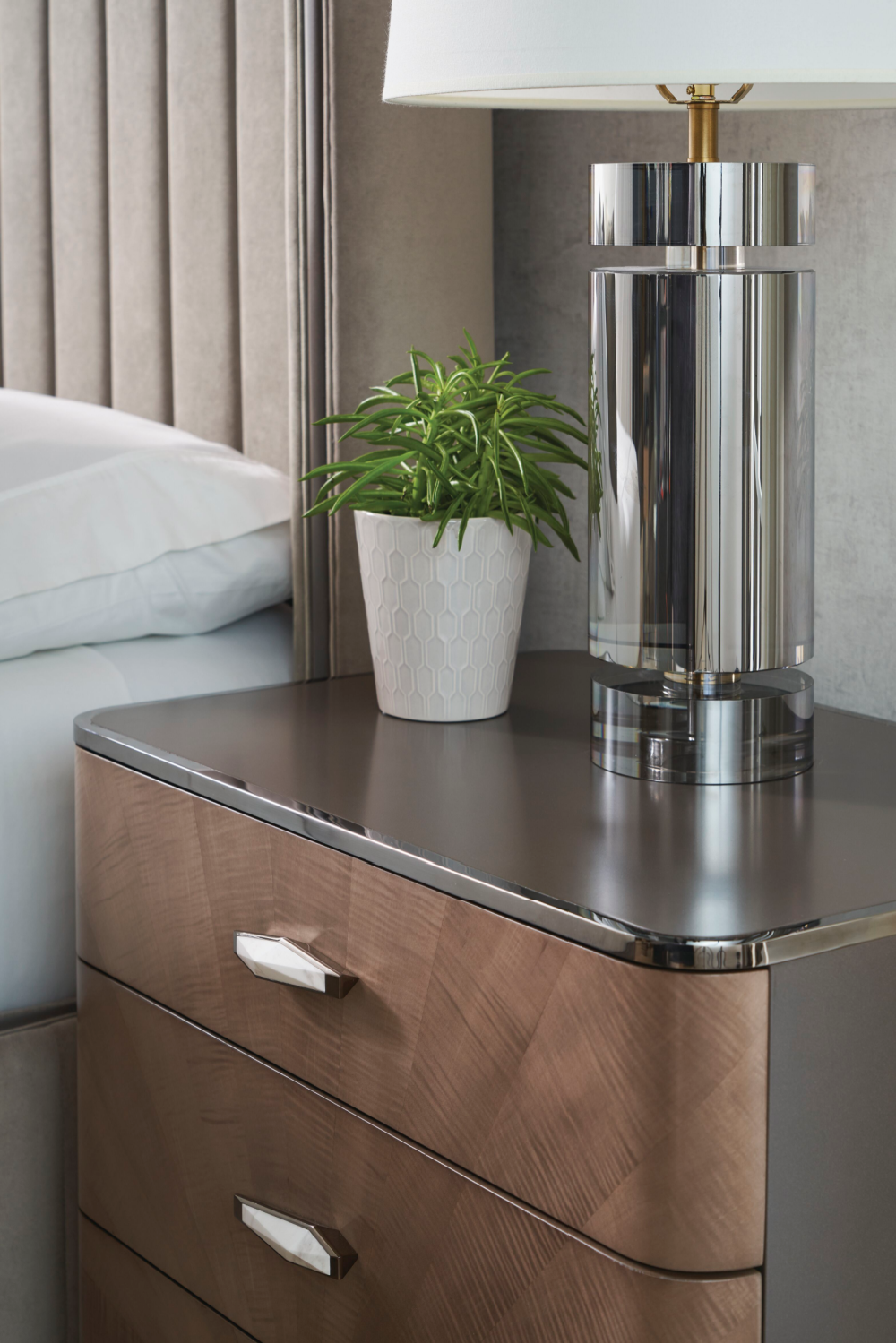 Channel Tufted Velvet Bed | Caracole Continuum | Caracole.eu.com