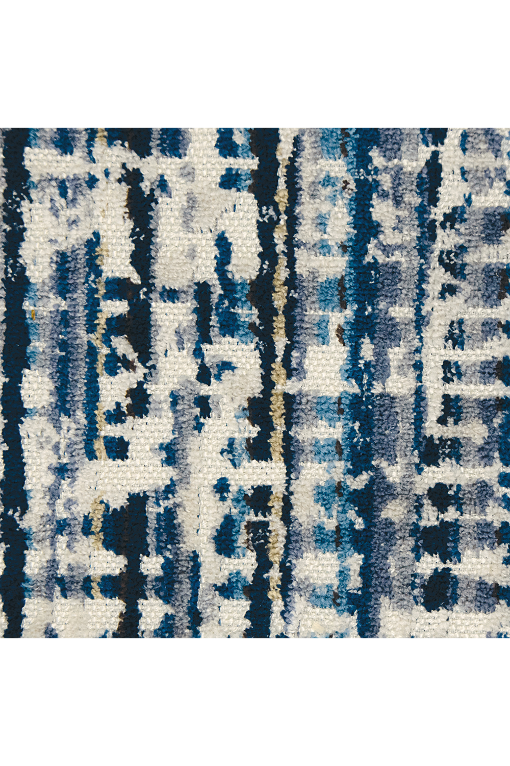 Crescent Back Accent Chair | Caracole Half Moon | Caracole.eu.com