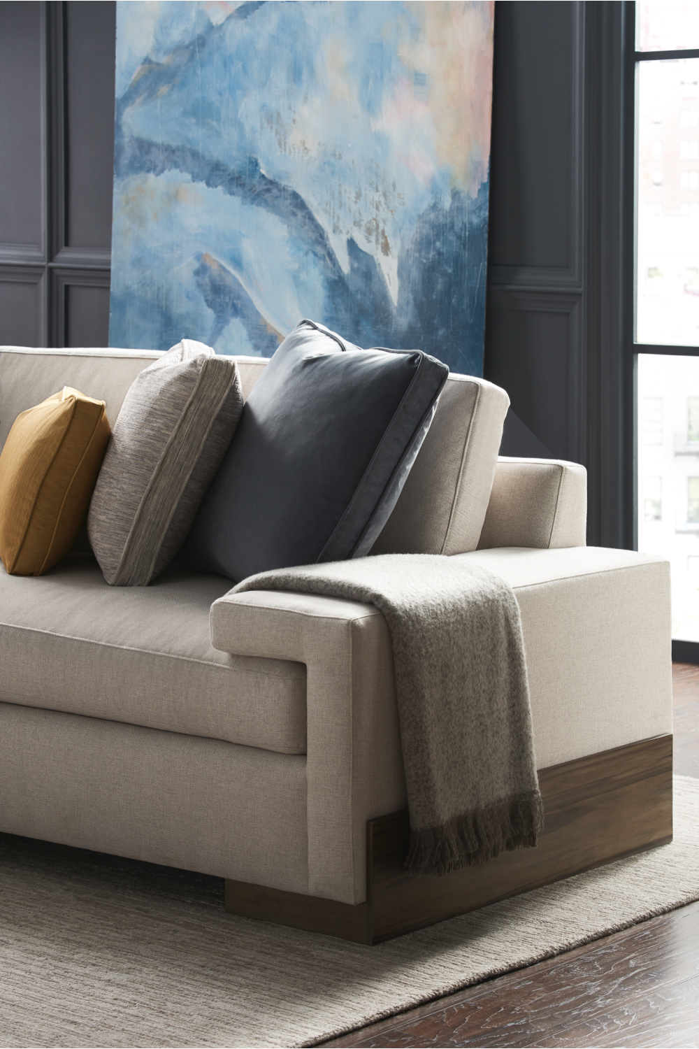 Neutral-Toned Sectional Sofa | Caracole I'm Shelf-Ish | Caracole.eu.com