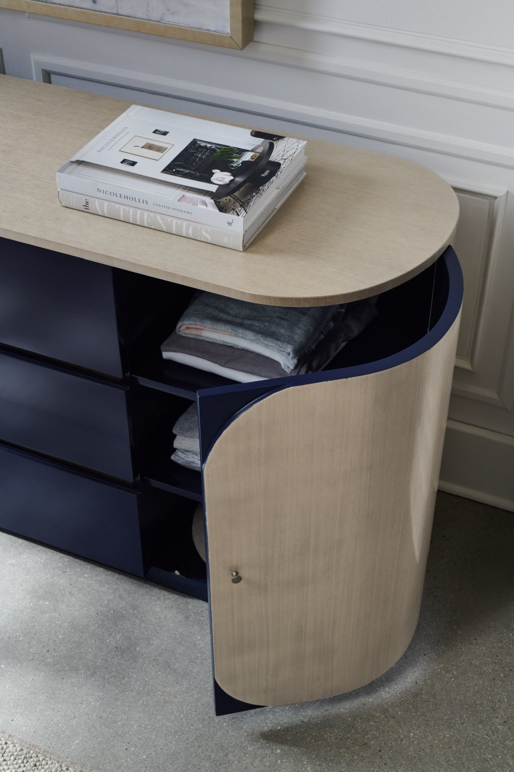 Oval Modern Dresser | Caracole Da Vita | Caracole.eu.com