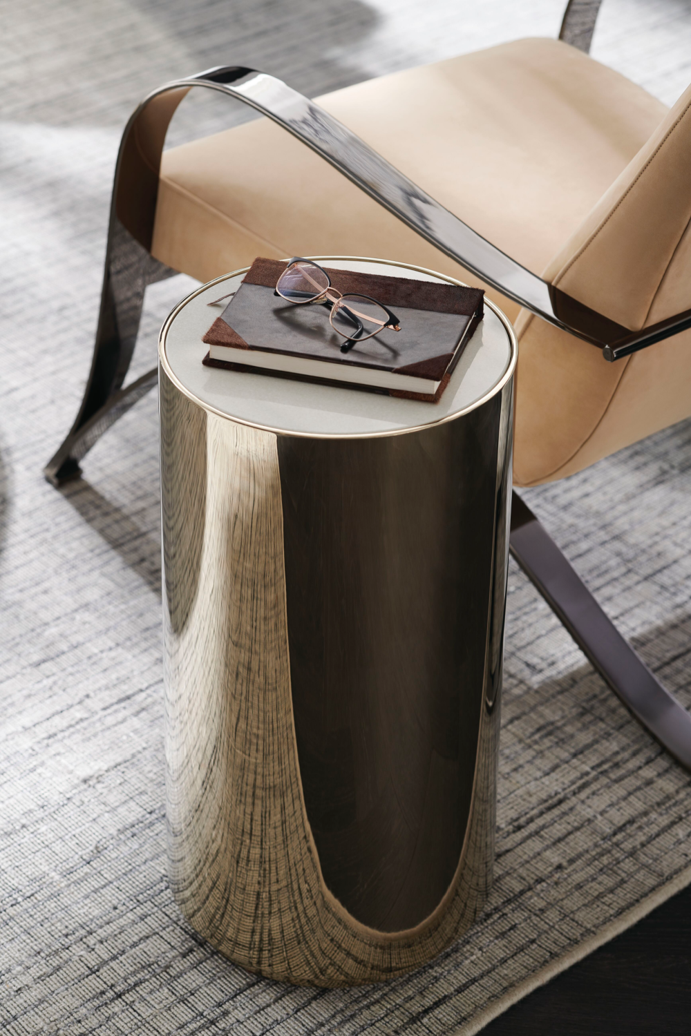 Cylindrical Accent Table | Caracole Round About | Caracole.eu.com