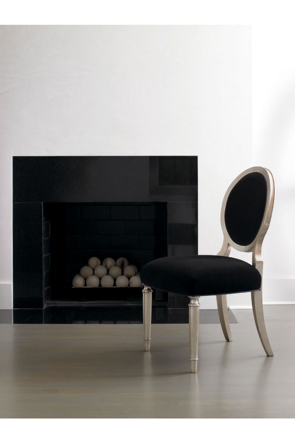Black Velvet Dining Chairs (2) | Caracole Chit-Chat | Caracole.eu.com