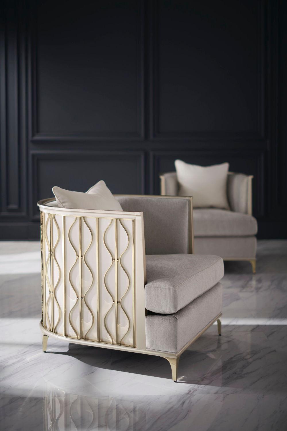 Gray Statement Lounge Chair | Caracole Back In Style | Caracole.eu.com