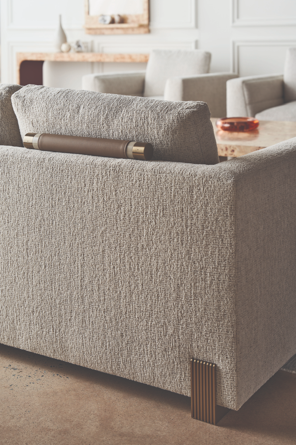 Neutral Toned Modern Sofa | Caracole Counter Balance | Caracole.eu.com