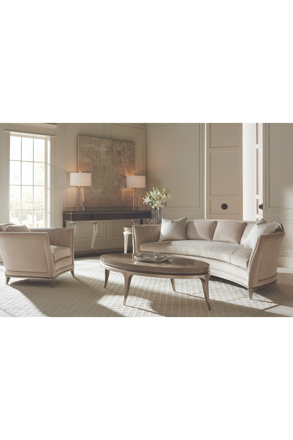 Beige Curved Sofa | Caracole Bend The Rules | Caracole.eu.com