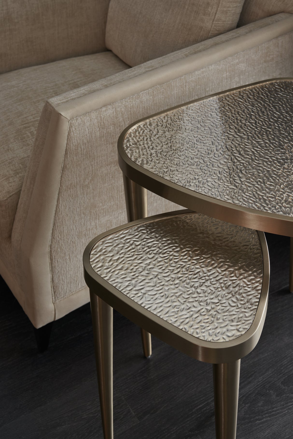 LG Spot Table | Caracole Madera
